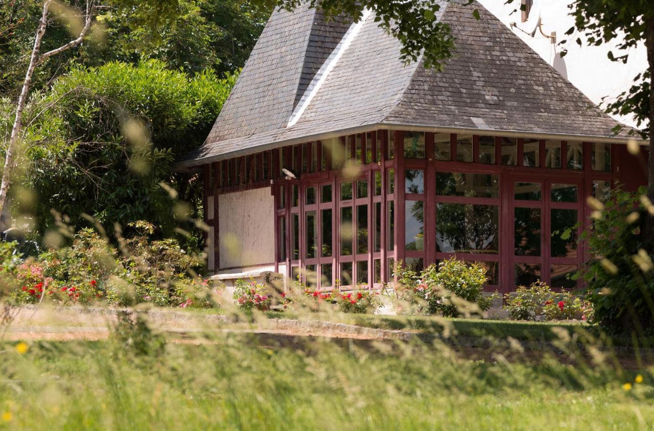 Le Monde De Charlie Hotel Bellerive-sur-Allier Exterior foto